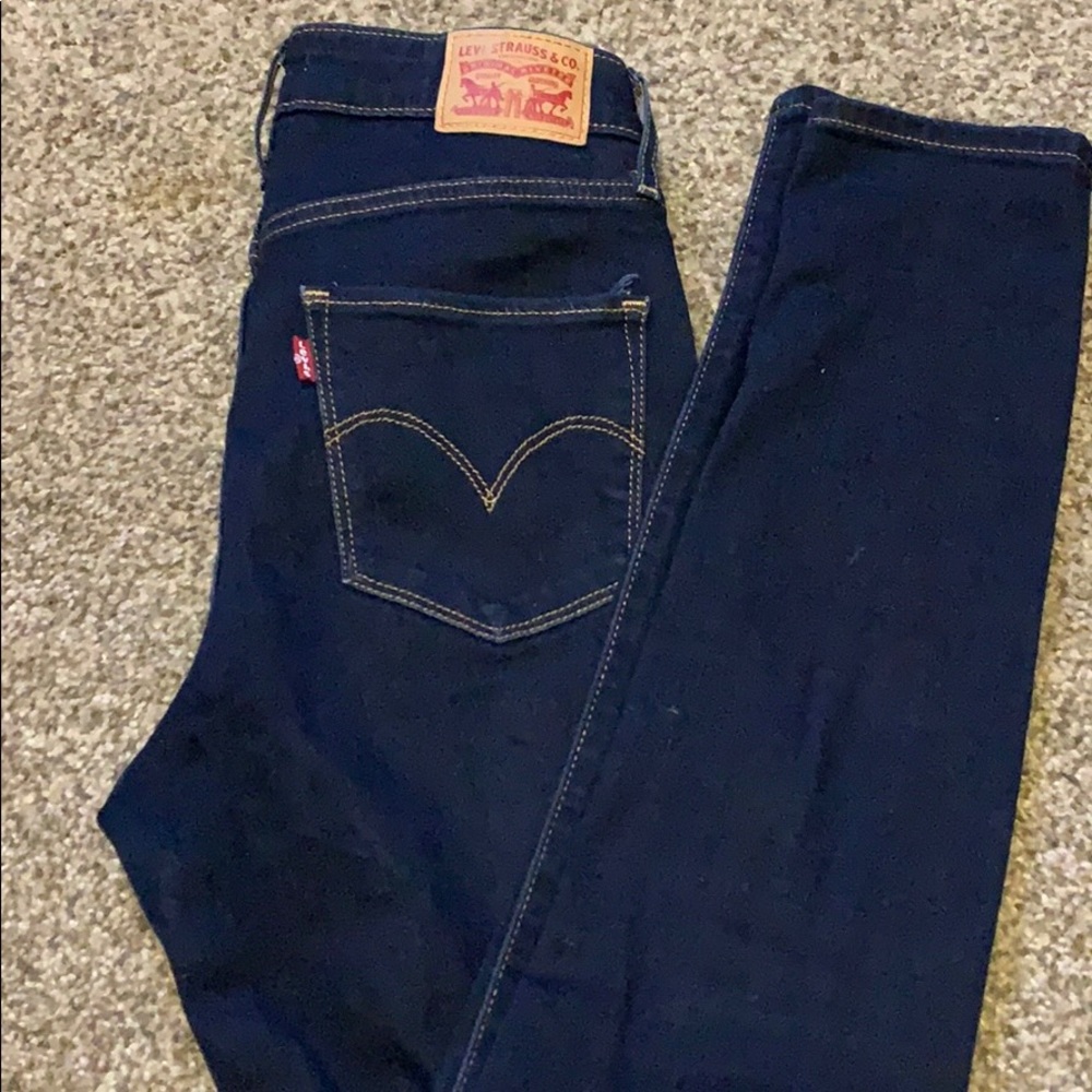 Levi skinny jeans